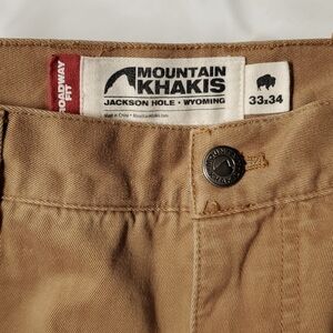 Mountain khakis Broadway fit Jackson Hole WY 33 w x 34 l